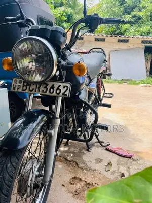 Mahindra Arro 2015 Motorbike (Used)