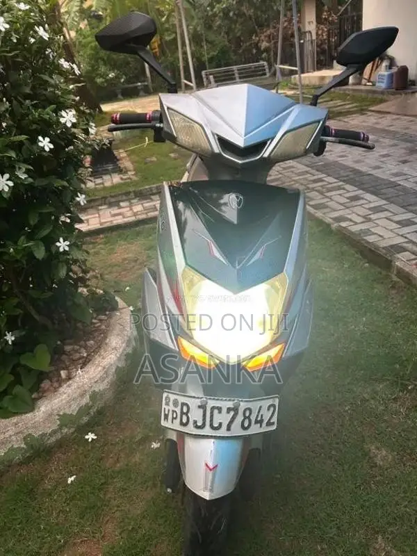 NWOW Neo 2024 Motorbike (Used)