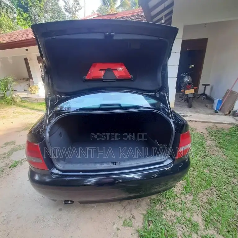 Audi A4 2000 Car (Used)