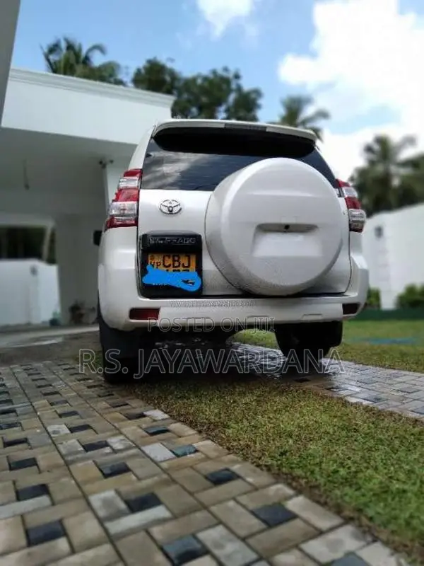 Toyota Prado 2015 SUV (Used)