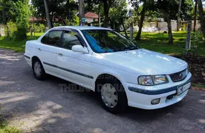 Nissan FB15 2000 Car (Used)