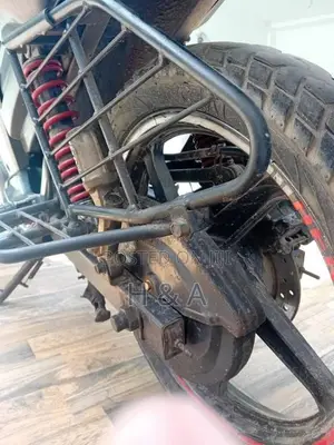 Hero-Honda Hunk 2018 Motorbike (Used)