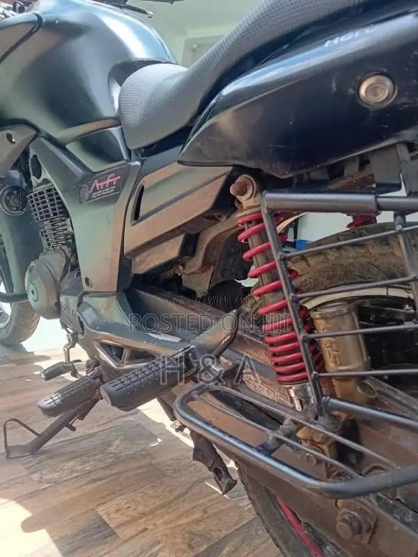 Hero-Honda Hunk 2018 Motorbike (Used)