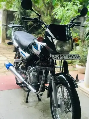 Bajaj CT-100 2012 Motorbike (Used)