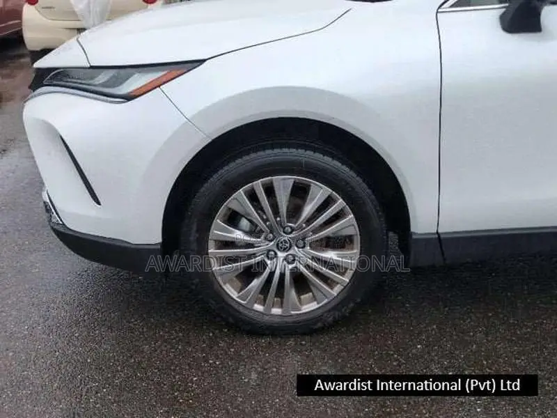 Toyota Harrier Z Leather 2025 SUV Unregistered (Recondition)