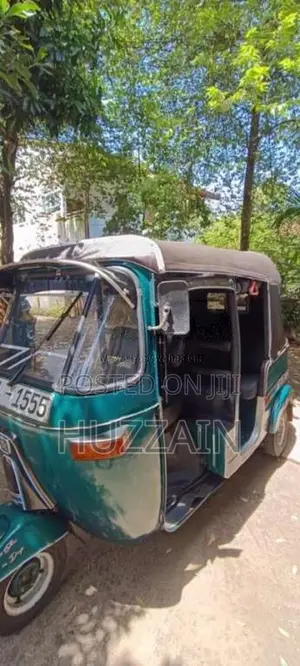 Bajaj RE 2 Stroke 2003 Three Wheel (Used)