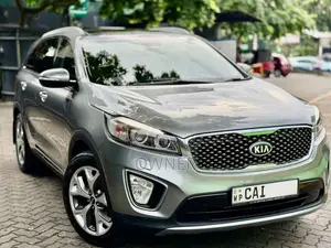 Kia Sorento 1-24 CRDI 2015 SUV (Used)