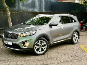 Kia Sorento 1-24 CRDI 2015 SUV (Used)