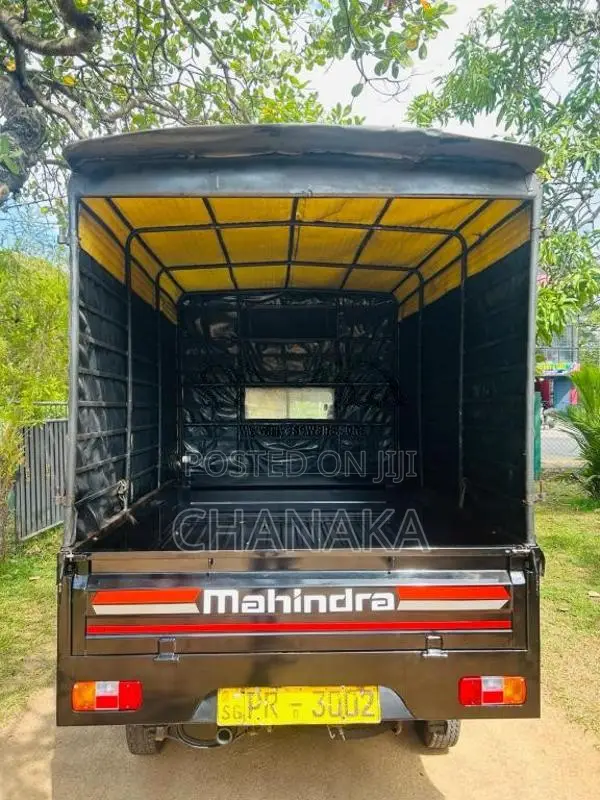 Mahindra Maxximo 2011 Lorry (Used)