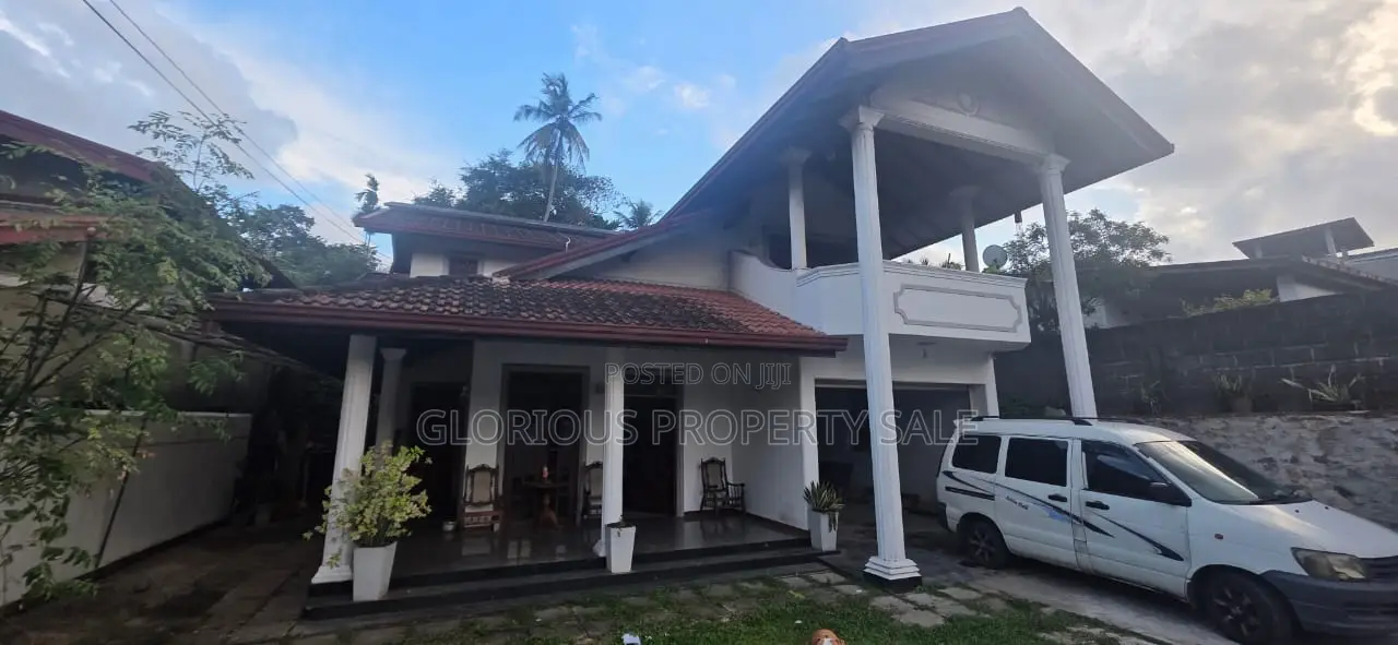 4bdrm House in Kiribathgoda for sale