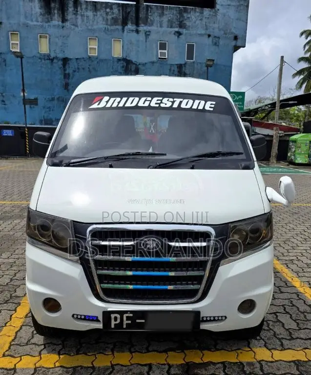 Micro Mpv 2015 Van (Used)