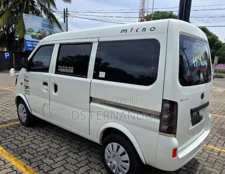 Micro Mpv 2015 Van (Used)