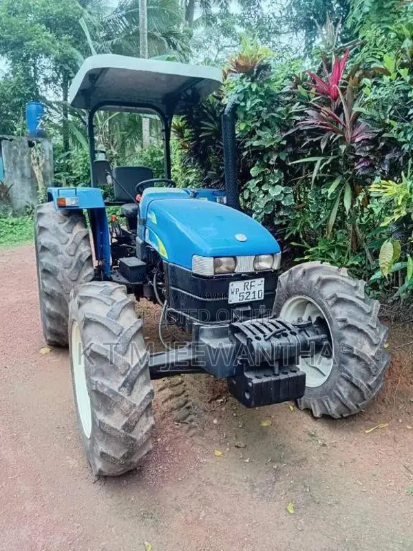 New-Holland 7500 2016 Tractor (Used)