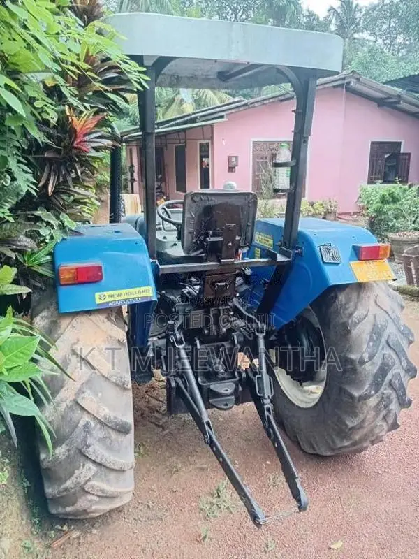 New-Holland 7500 2016 Tractor (Used)