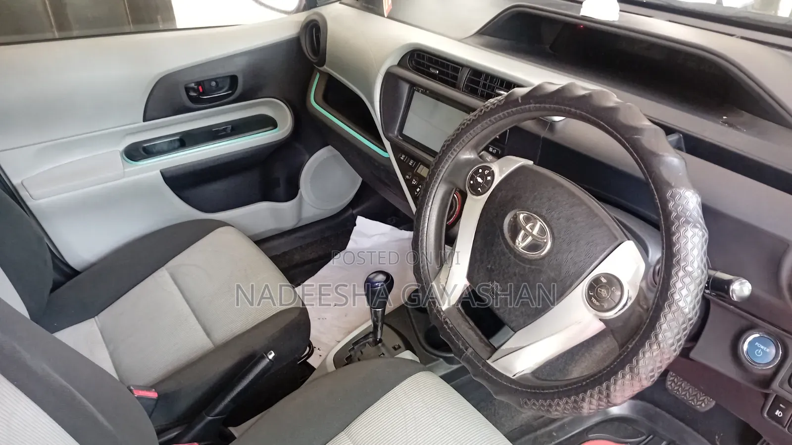 Toyota Aqua 2012 White