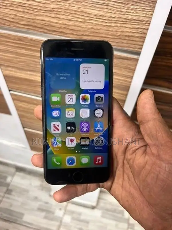 Apple iPhone 8 (Used)