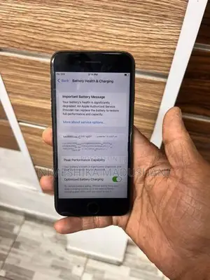 Apple iPhone 8 (Used)