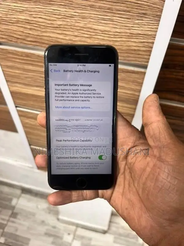 Apple iPhone 8 (Used)