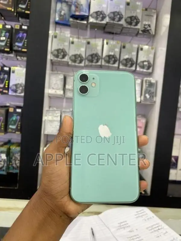 Apple iPhone 11 (Used)