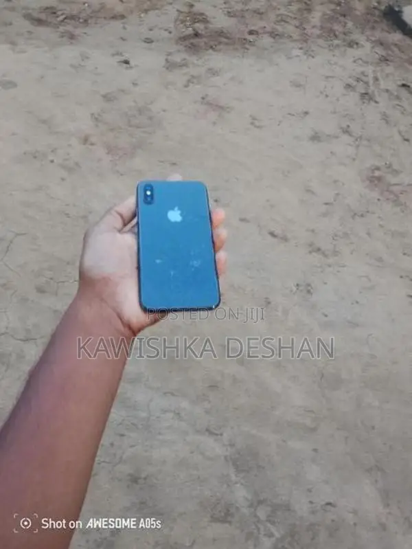 Apple iPhone X (Used)