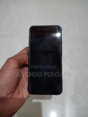 Apple iPhone 7 (Used)