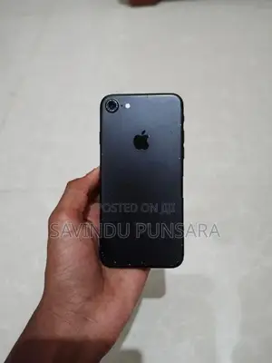 Apple iPhone 7 (Used)