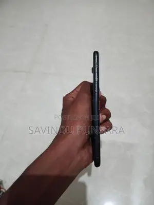 Apple iPhone 7 (Used)
