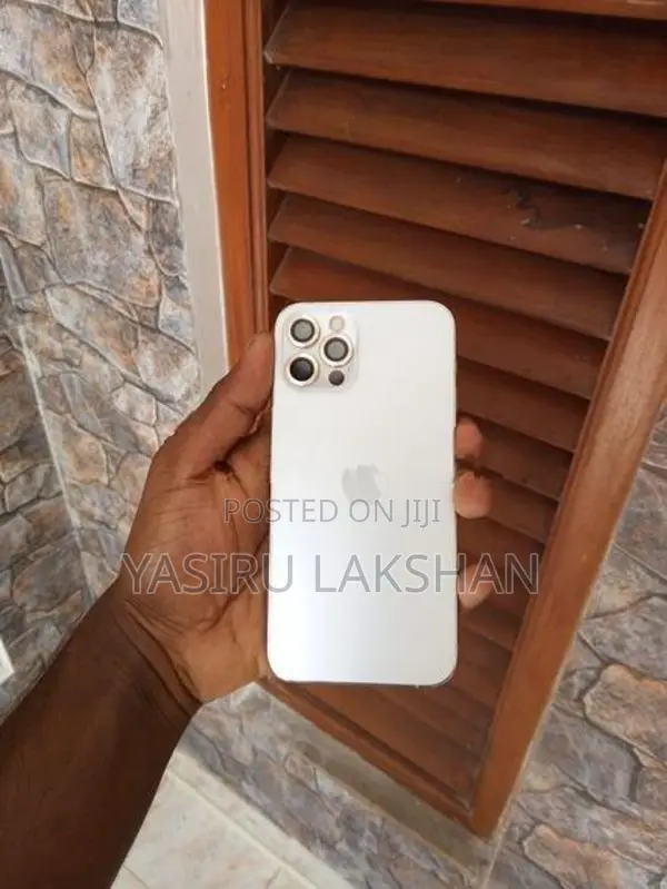 Apple iPhone 12 Pro (Used)