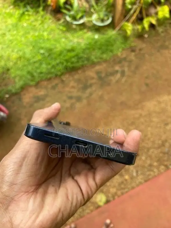 Samsung Galaxy A06 (Used)