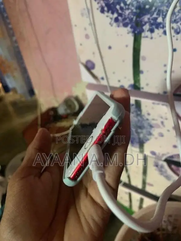 Apple iPhone 7 (Used)
