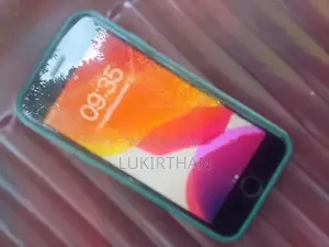 Apple iPhone 7 (Used)