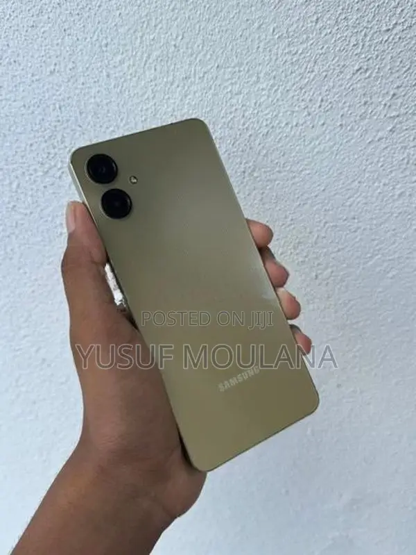 Samsung Galaxy A06 (Used)