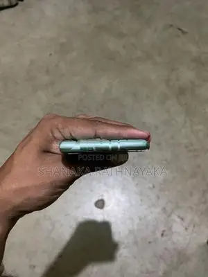 Apple iPhone 11 (Used)