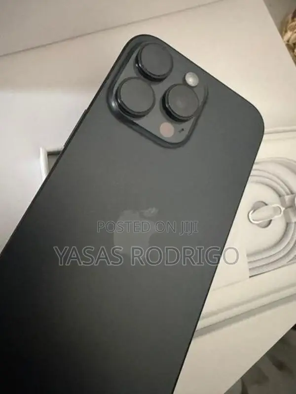 Apple iPhone 16 Pro Max (Used)
