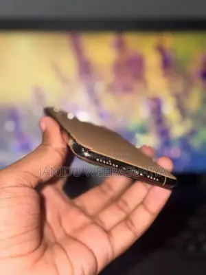 Apple iPhone 11 Pro Max (Used)