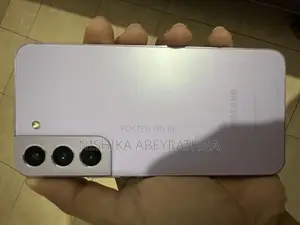 Samsung Galaxy S22 (Brand New)