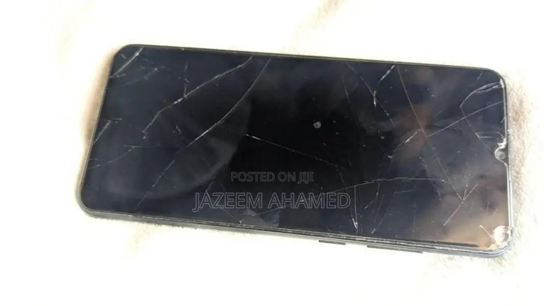 Samsung Galaxy A04e (Used)