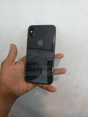 Apple iPhone X (Used)