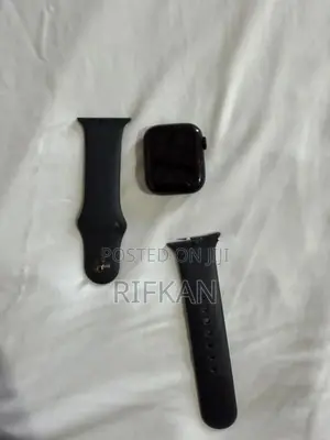 Apple Watch Series 8