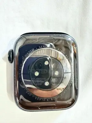 Apple Watch Series 8