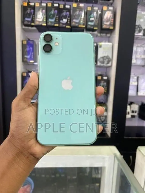 Apple iPhone 11 (Used)
