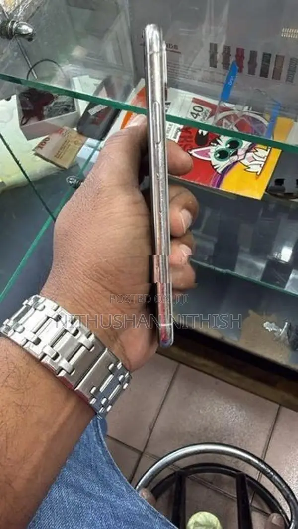 Apple iPhone X (Used)
