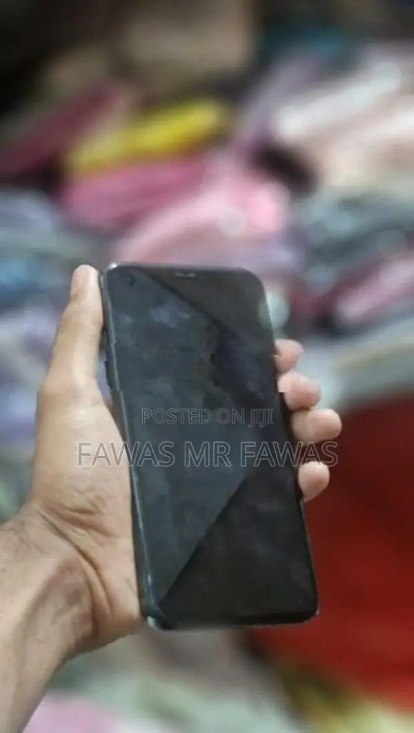 Apple iPhone 11 Pro Max (Used)