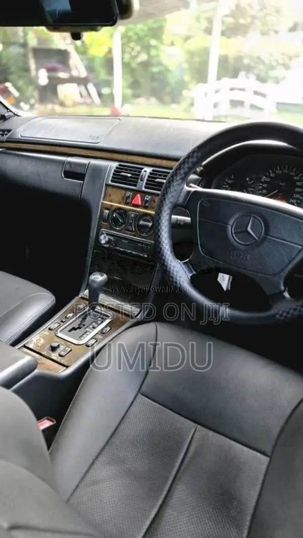 Mercedes-Benz W210 1997 Car (Used)