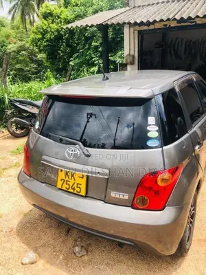 ToyotaIstWEATHERSTRIP for All
