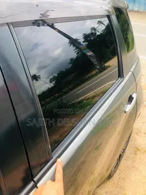 ToyotaIstWEATHERSTRIP for All
