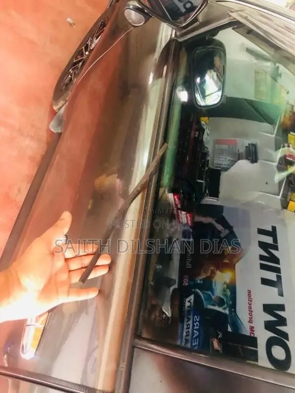 ToyotaIstWEATHERSTRIP for All