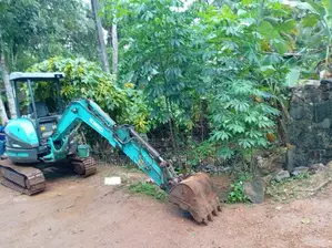 Kobelco SK 30 2002 Heavy-Duty (Used)