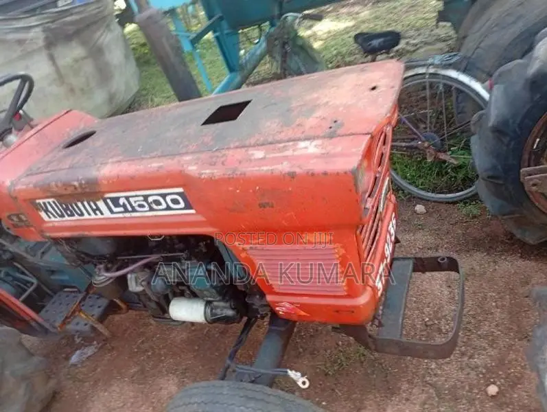 Kubota L1501 2001 Tractor (Used)