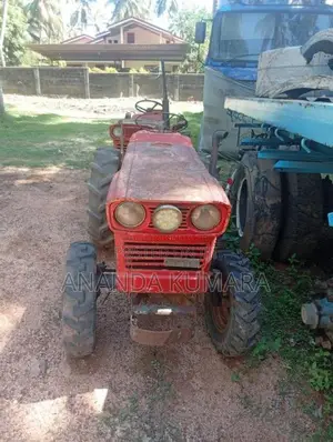 Mahindra 2 Wheel 2002 Tractor (Used)